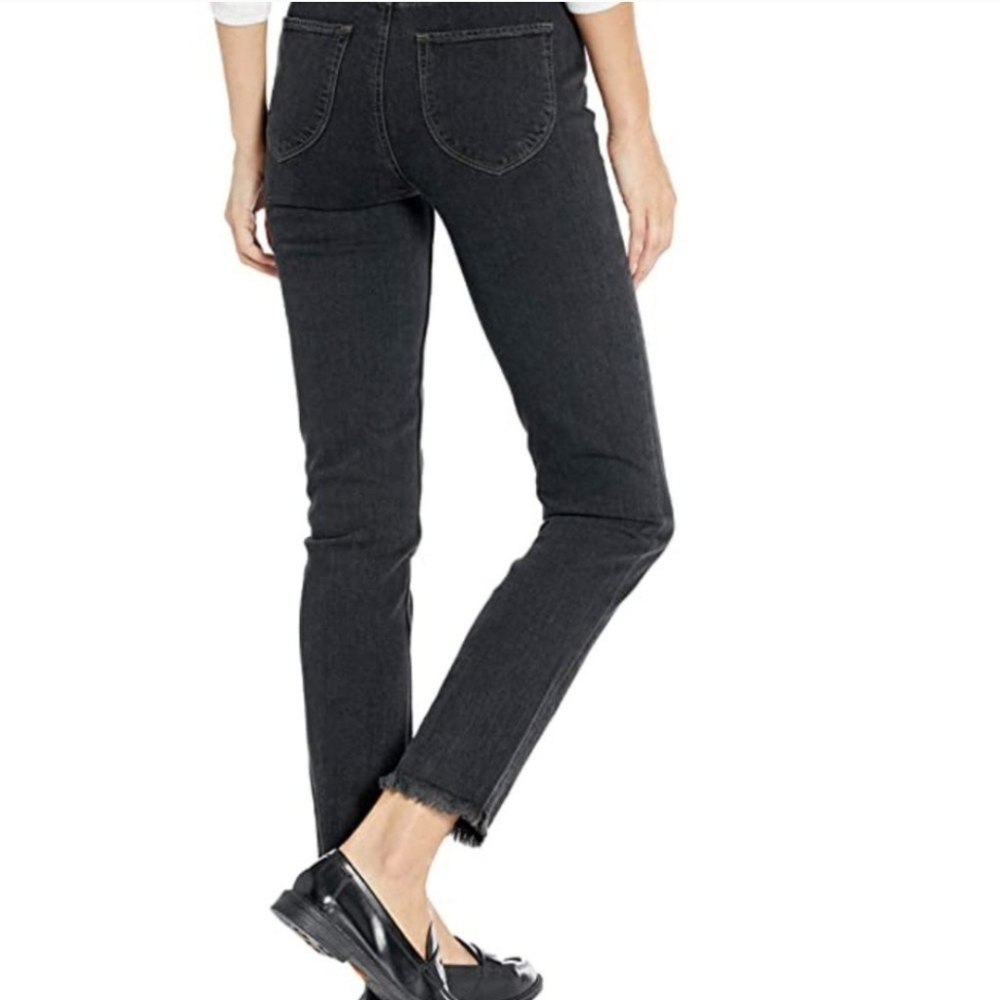 PAIGE Black Cropped Ankle Jeans